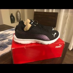 New Puma Tennis Shoes